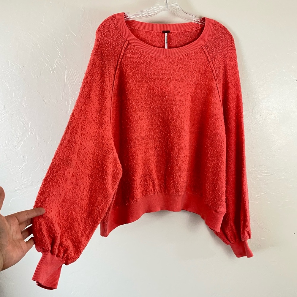 Free People Size Medium Coral Cotton Rib Knit Full Sleeve Pullover Sweater